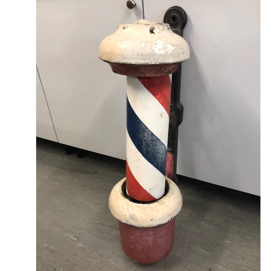 1930/40’s original Koken barber pole from the Koken Barber Supply Company of St. Louis, U.S.A.VIN843E