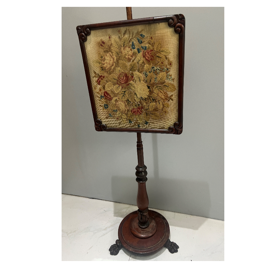 A fine Victorian 19th century fireside pole screen - VIN953F