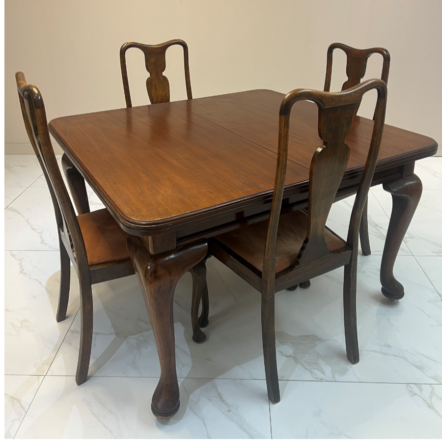 Victorian Extendable Dining Table & 4 Chairs - VIN977L