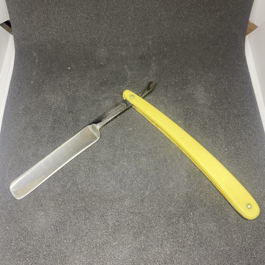 Wylie Straight Razor - VIN974G14*
