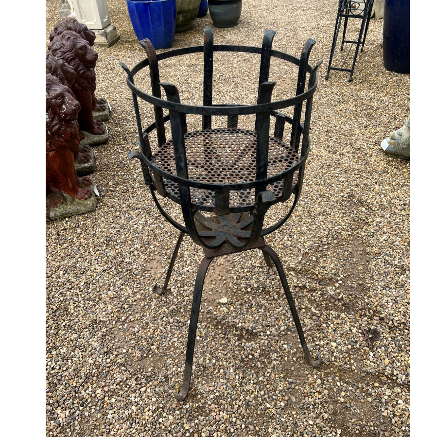 Heavy Iron Fire Pit VIN1007T Lutterworth Antiques