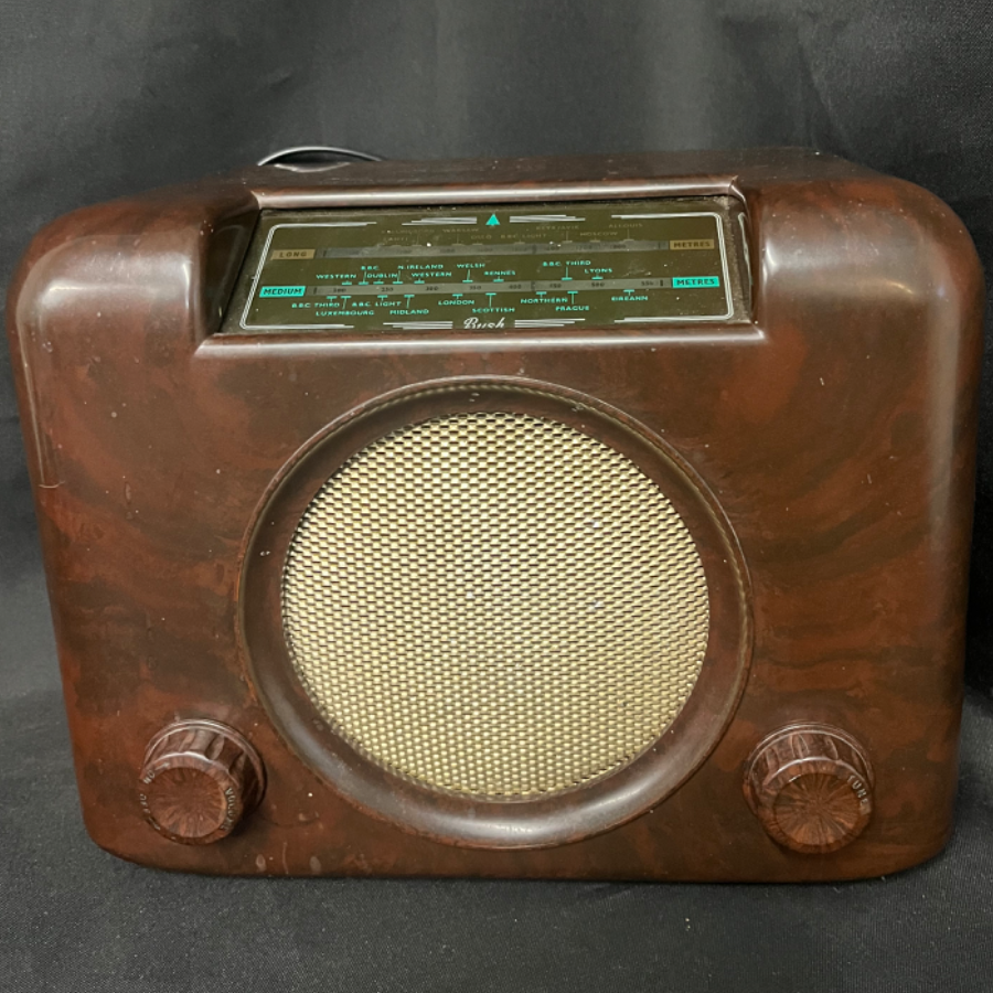 Original 1952 Bush D.A.C 90A Bakelite Valve Radio - Working - VIN1018M