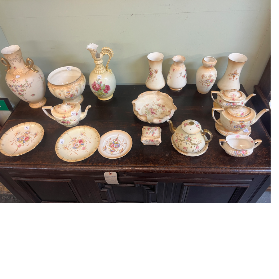Variety of Crown Devon Pieces - 17 pieces available - Prices vary, starting from £4 - VIN1015A