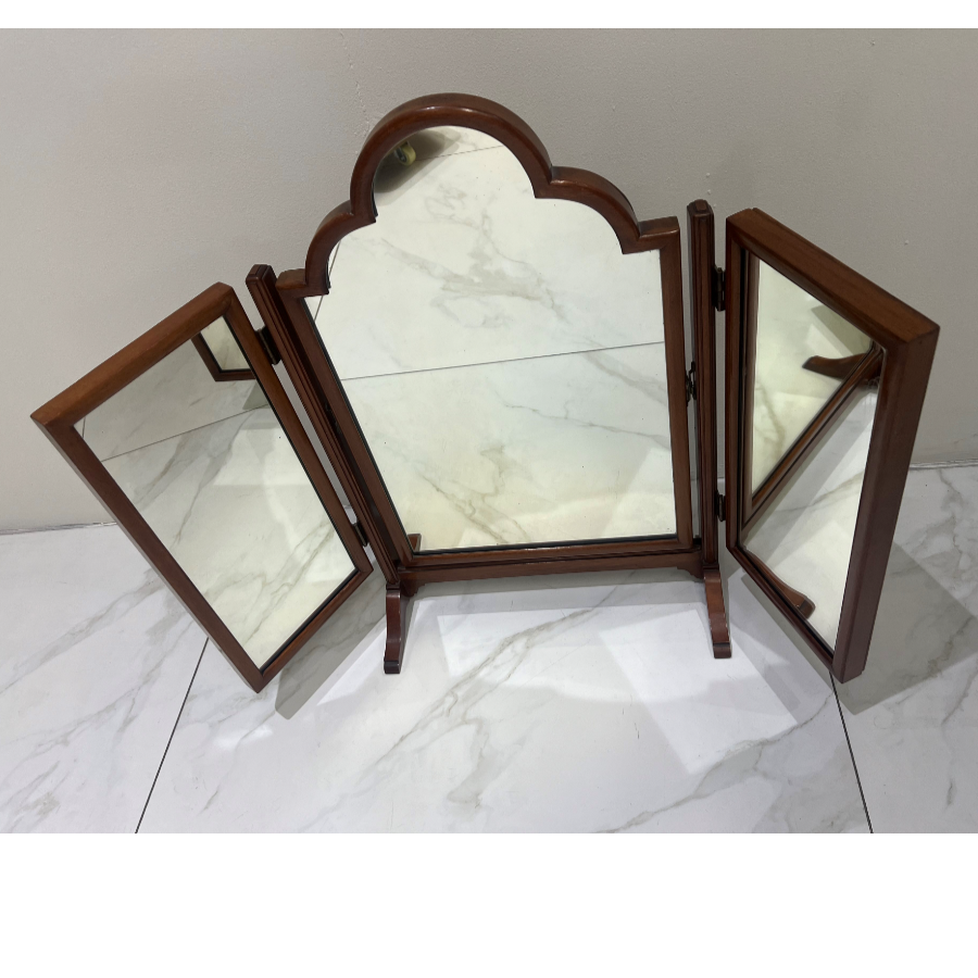 Original antique triple folding mahogany dressing table mirror in good condition - VIN1009S