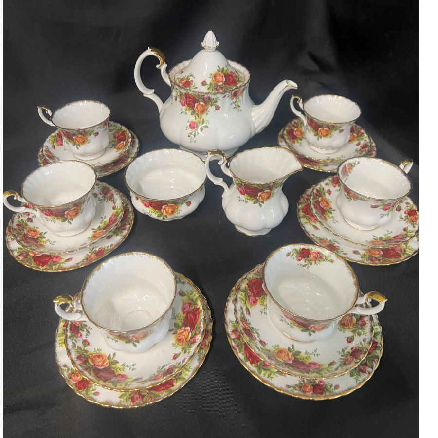 Royal Albert Old Country Roses - Tea set (Tea pot, 6 cups/saucers, milk jug, sugar bowl) - VIN955T