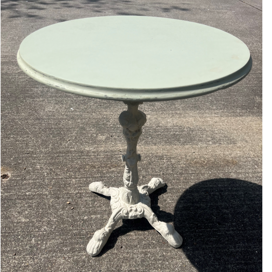 Vintage cast iron table base with painted wooden top - VIN1029E