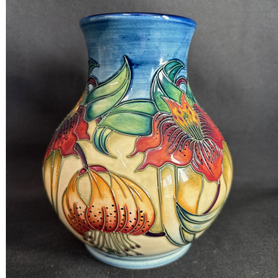 Moorcroft 'Anna Lily' Baluster Vase - VIN1128C
