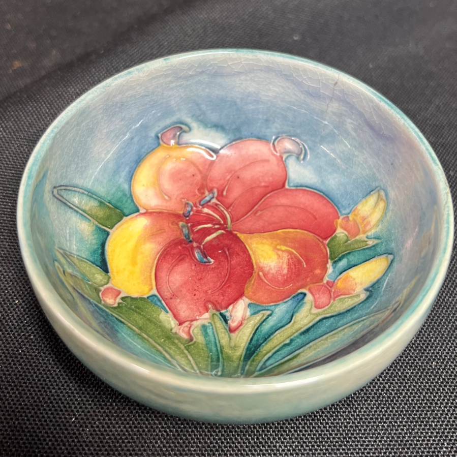 Moorcroft 'Freesia' Small Dish - VIN1128a
