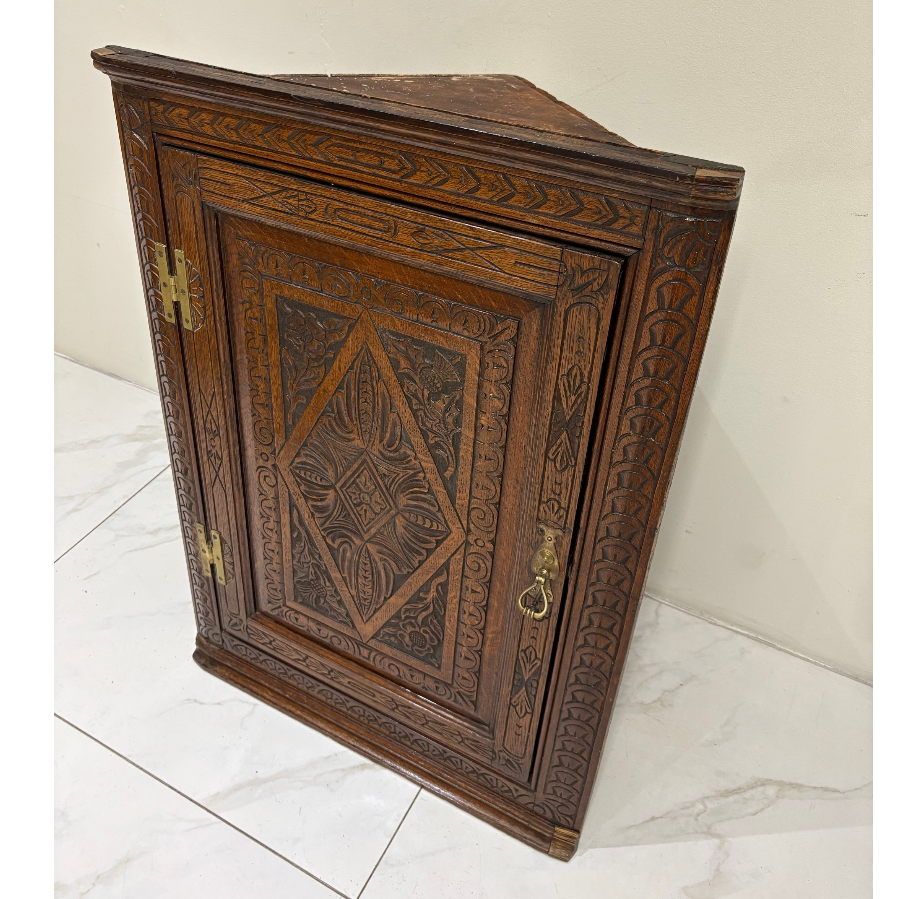 Antique Lockable Carved Oak Hanging Corner Cabinet - VIN1127F