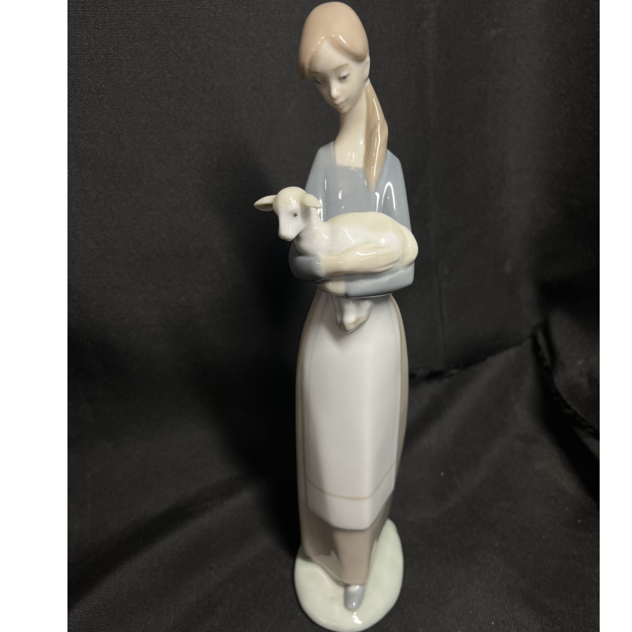 Lladro #4505 'Girl Holding Lamb' Figurine - VIN1127Q