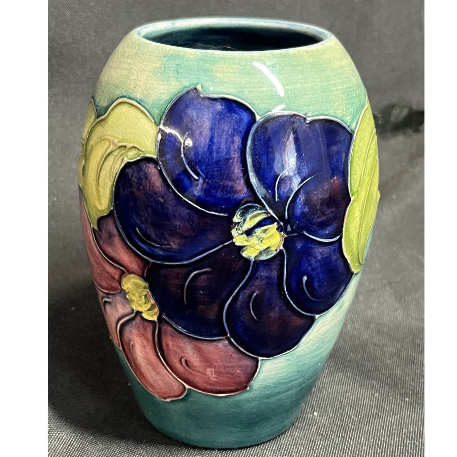 Moorcroft 'Anemone' Vase (DAMAGED) - VIN1127Z