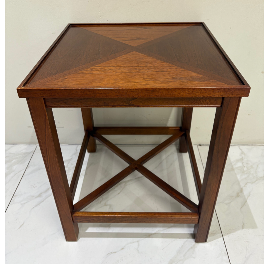 Beautiful Vintage Side Table - VIN1113M