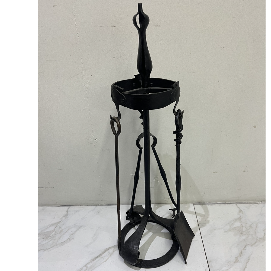 Antique Iron Fireside Companion Set - VIN1132G