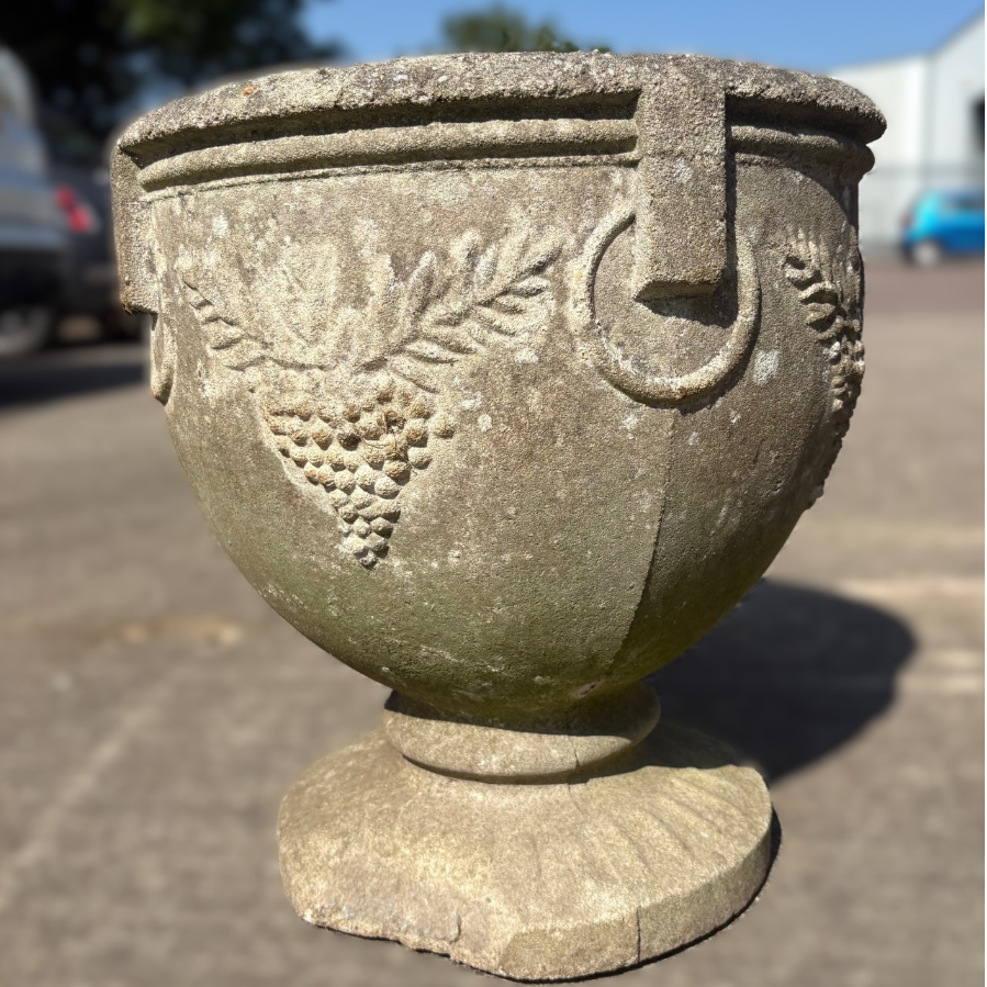 Classical Style Urn Planter - VIN1157D