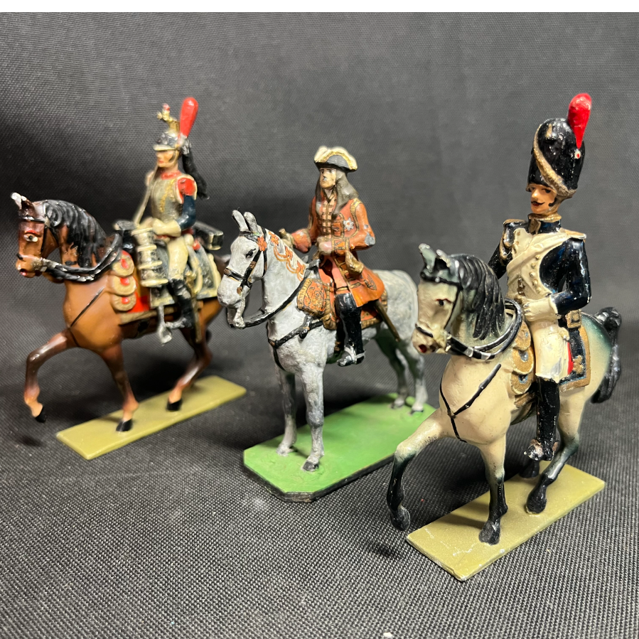 Set of 3 Lead Soldiers - VIN1003D