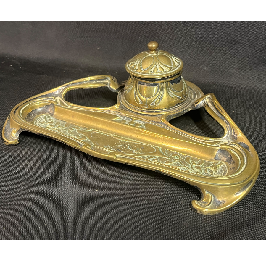 Vintage Heavy Ornate Brass Desk Inkwell with Hinged Lid and Ink Pen Holder - VIN1076Q
