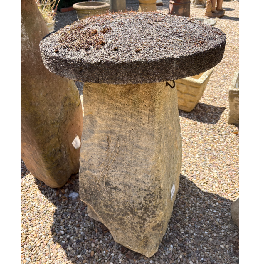 Old Staddle Stone - VIN599W