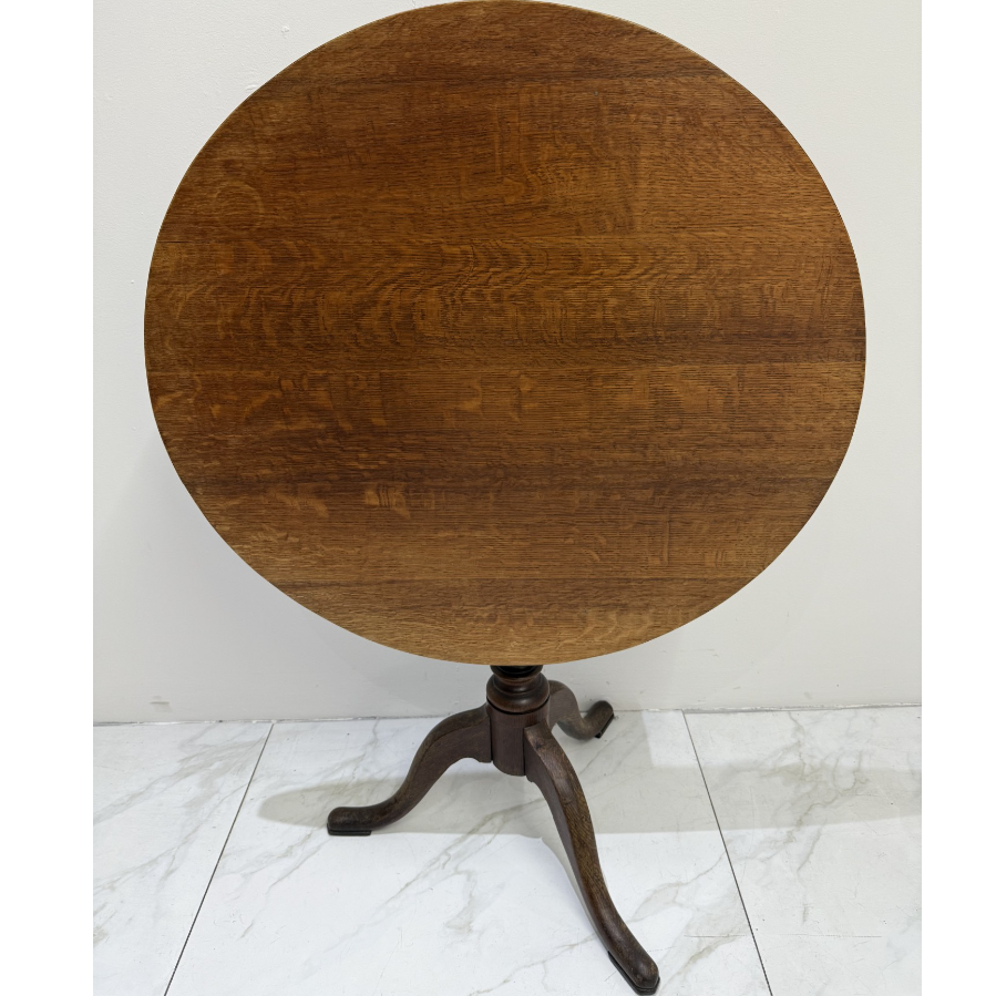 Antique Tilt-Top Tripod Table - VIN1101B