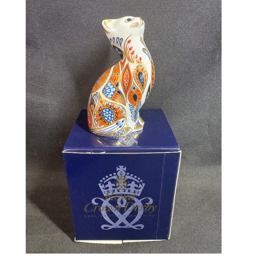Boxed Royal Crown Derby 'Siamese Kitten' Paperweight - VIN1188A