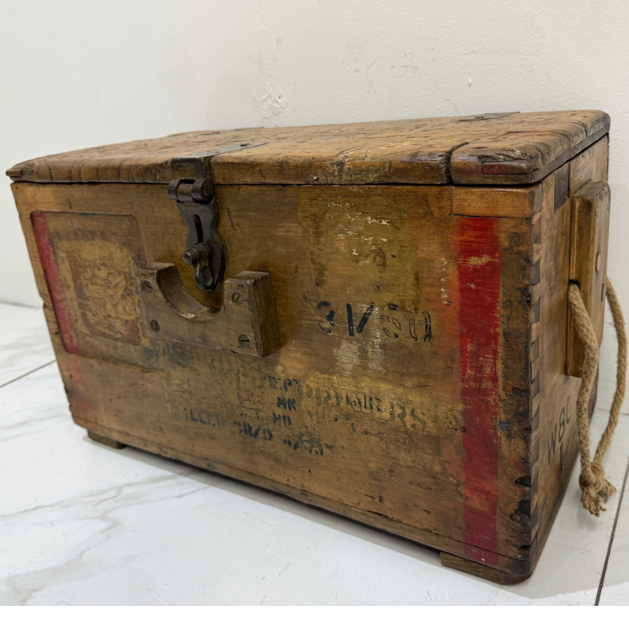 German Military Ammo Box - VIN1187Z