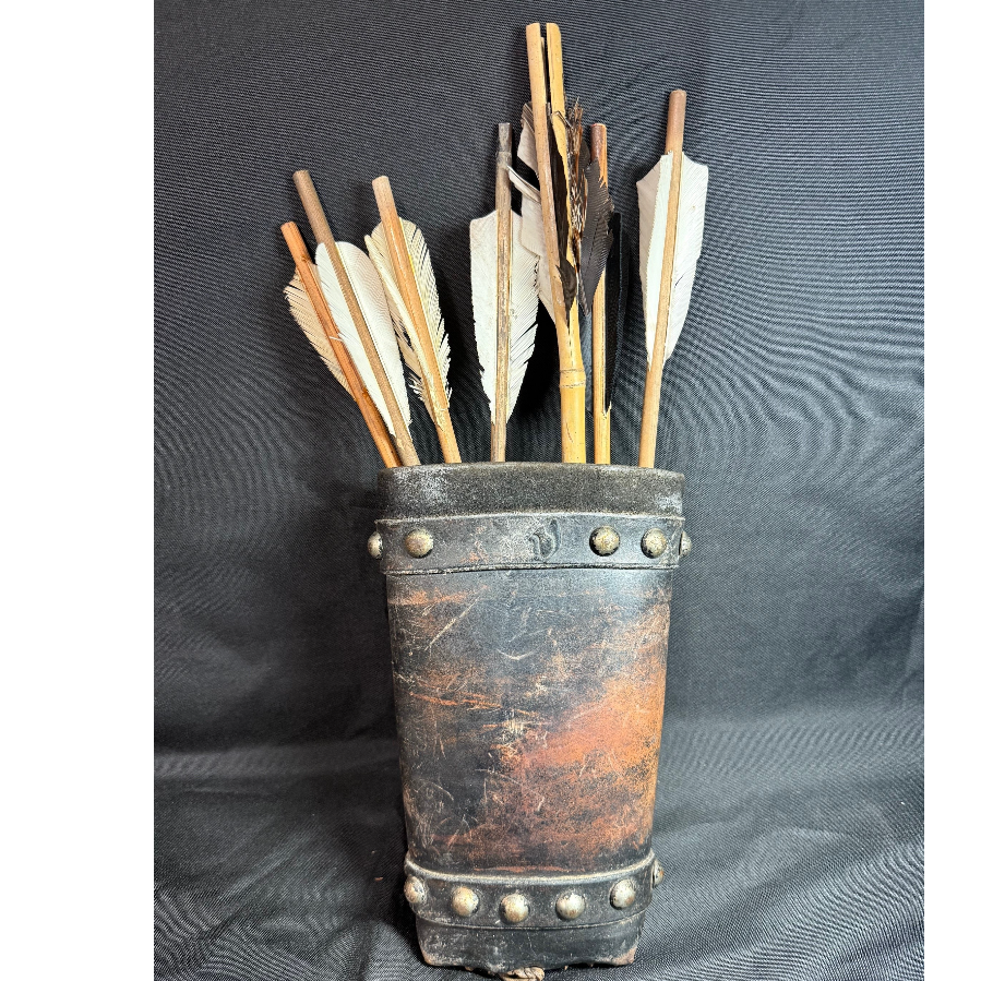 Vintage Quiver of Arrows - VIN986F