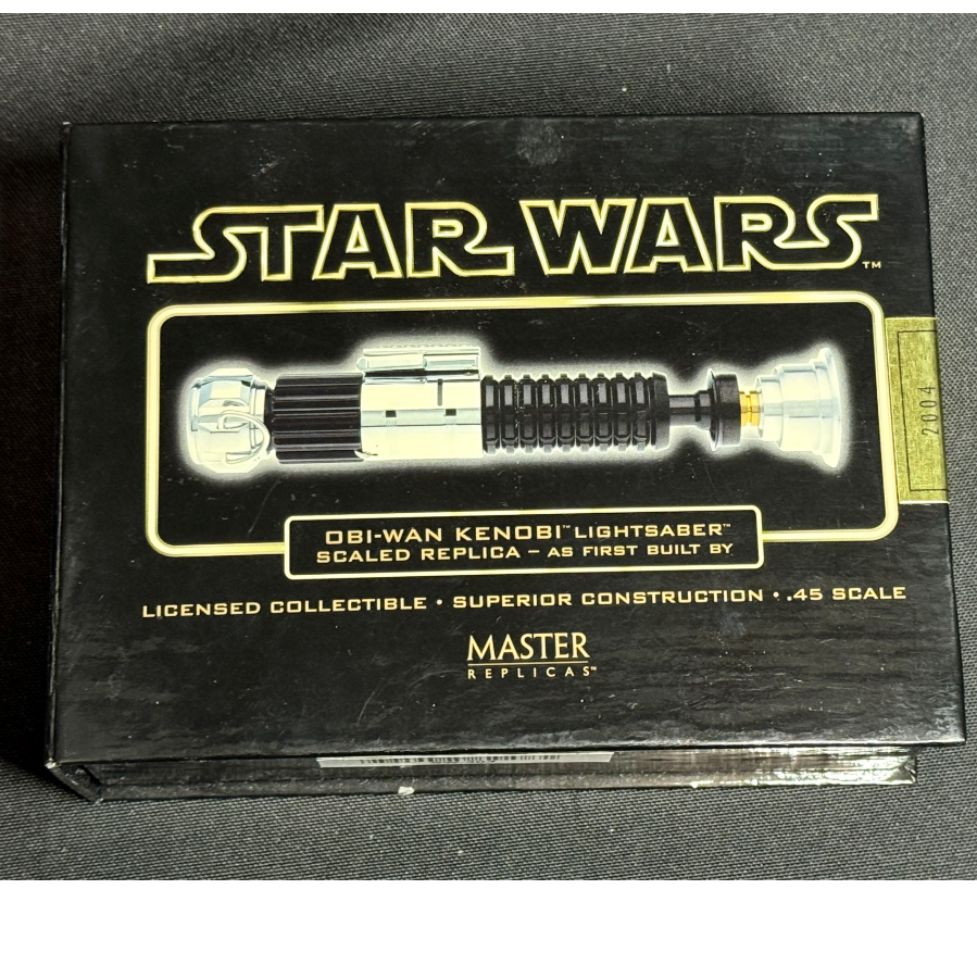 Star Wars Obi-Wan Kenobi Lightsaber Scaled Replica - VIN1181Y