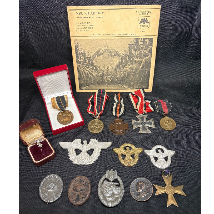 Collection Of 1st And 2nd World War German Militaria - VIN1204K
