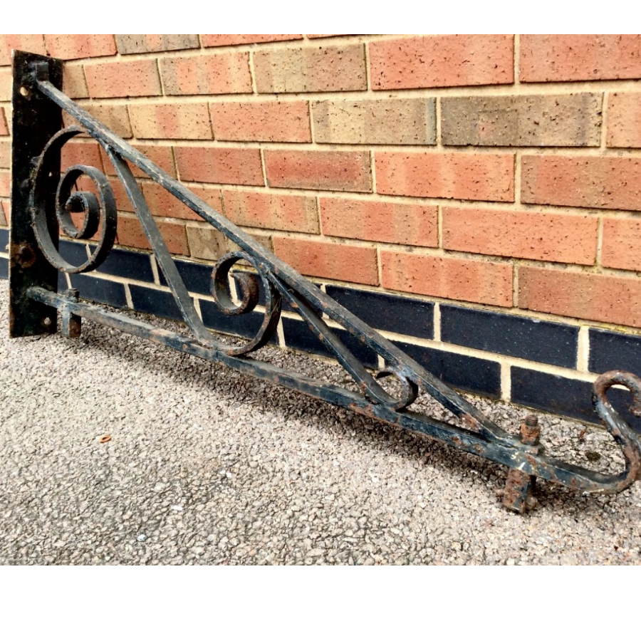 Vintage Large Wall Mounting Bracket VIN361I Lutterworth Antiques