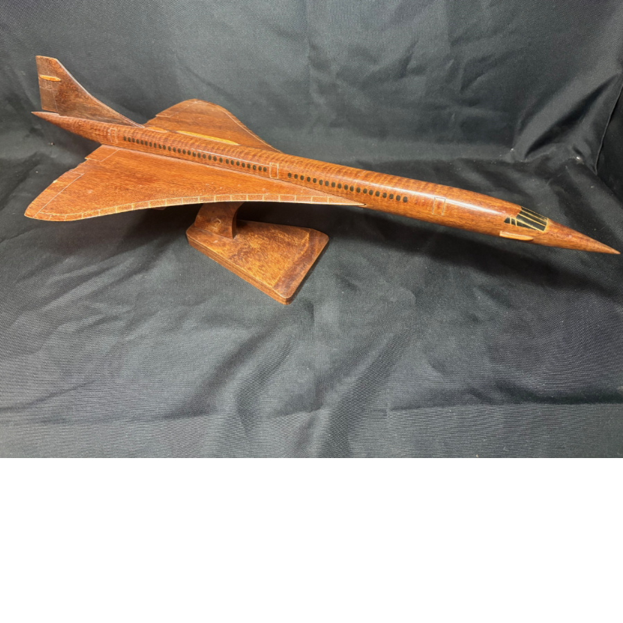 Beautiful Polished Wood Model of Supersonic Aircraft Concord - VIN1206Y Beautiful Polished Wood Model of Supersonic Aircraft Concord - VIN1206Y