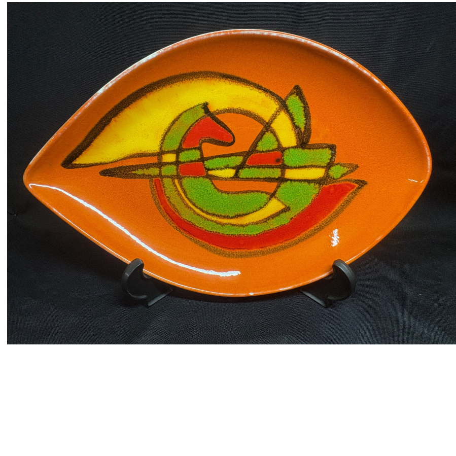 Poole Pottery Teardrop Dish - VIN1212D Poole Pottery Teardrop Dish - VIN1212D