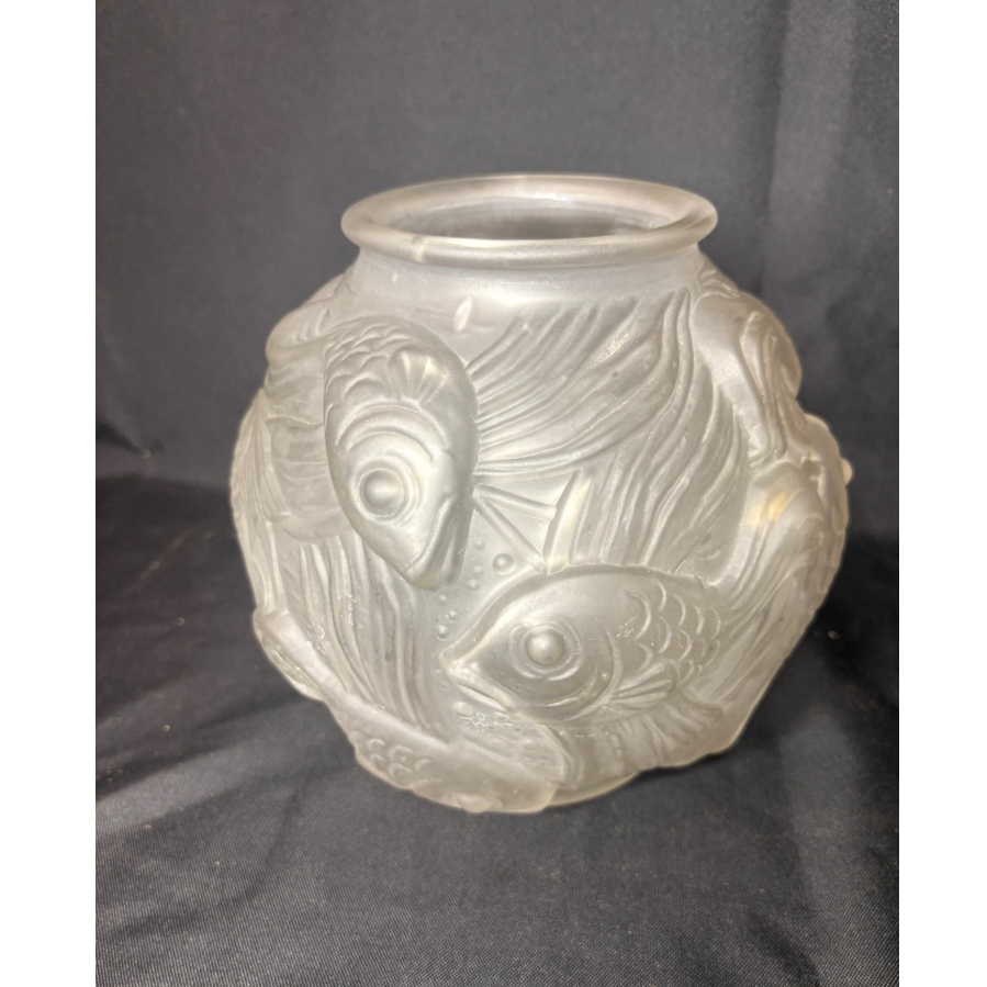 1930s Pressed Frosted Glass Vase With Impressions Of Koi Fish - VIN1219T
