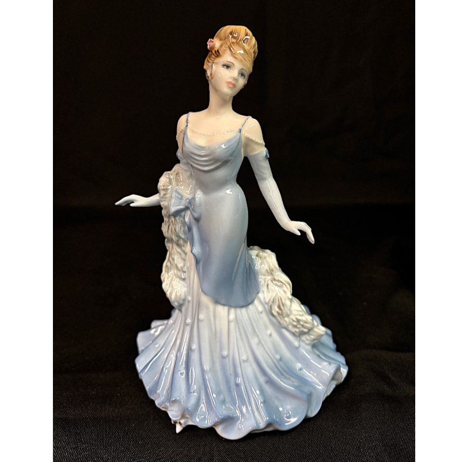 Coalport Ladies of Fashion Figurine, Debbie - VIN1211S