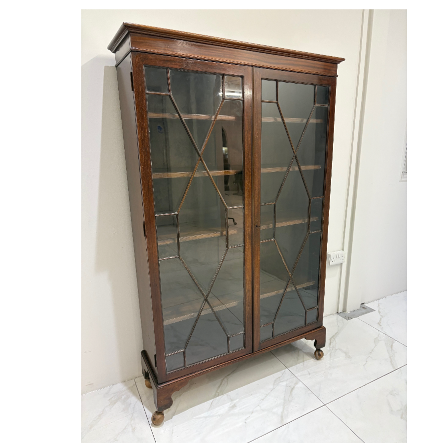 Elegant Antique Georgian or Early Victorian Decorative Astral Glazed Bookcase - VIN1224T