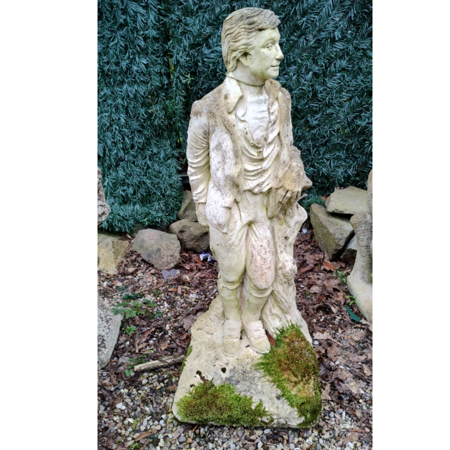 Man Gazing Statue - VIN1057E