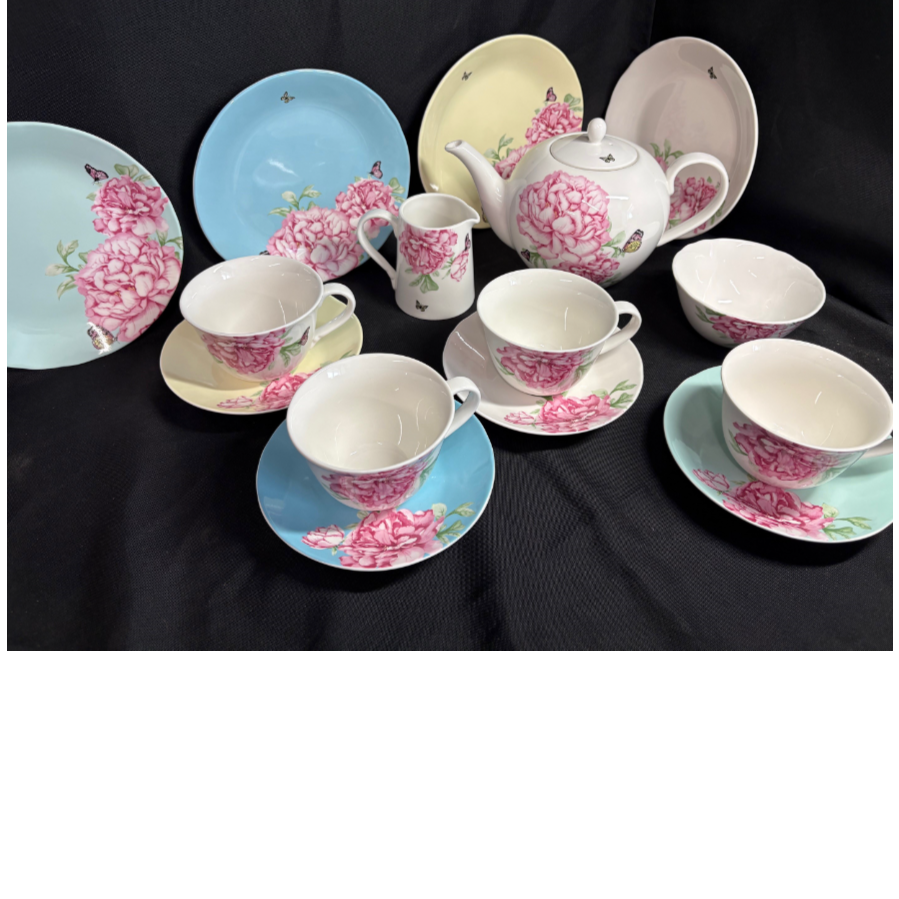 Miranda Kerr for Royal Albert 