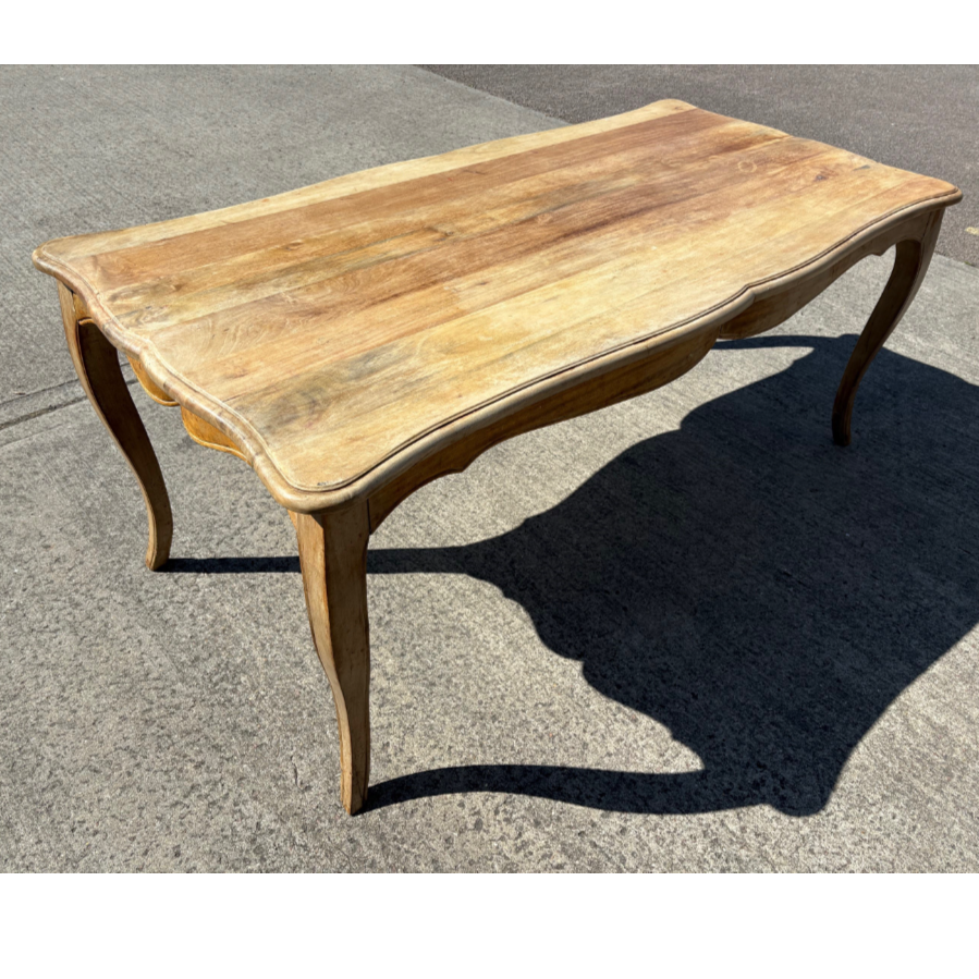 Lime-Washed Oak 6 Seater Dining Table – VIN1245E