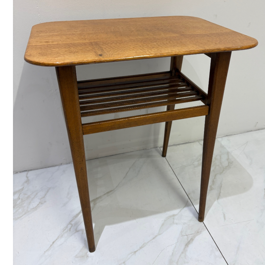 Mid century coffee table with slatted shelf - VIN1250O