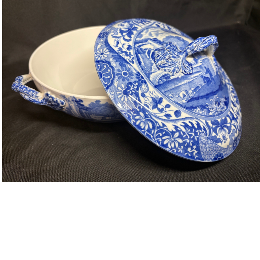Copeland Italian Spode Blue & White Lidded Tureen