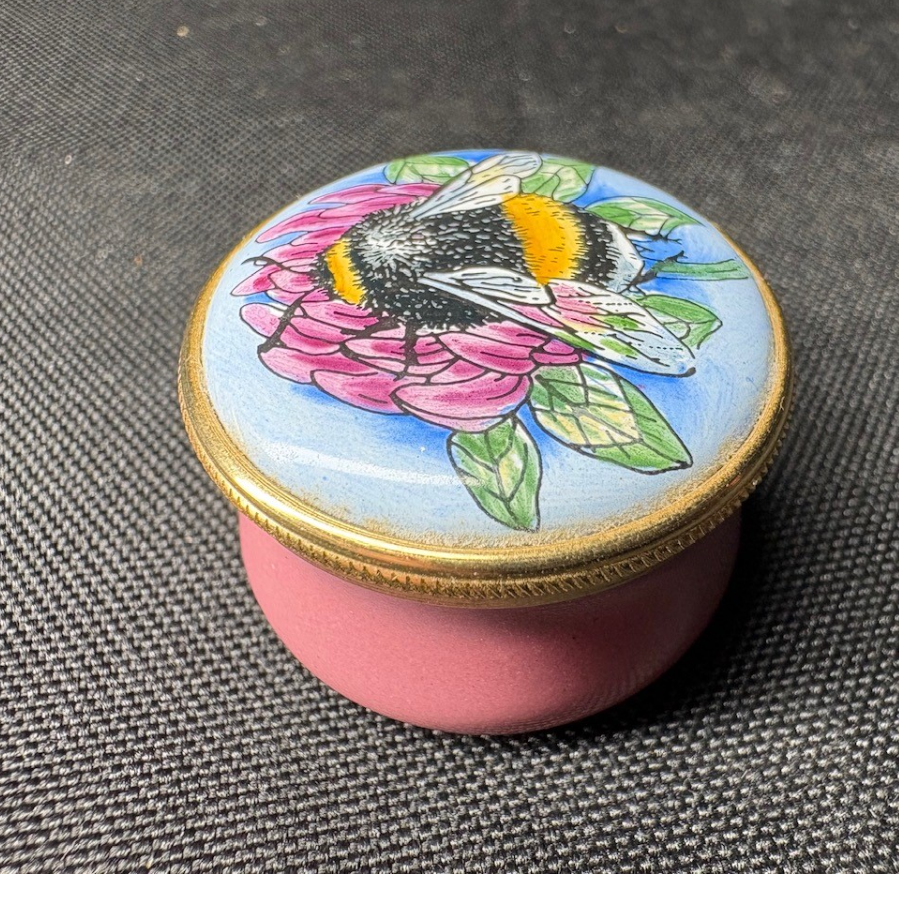 Mini Staffordshire Bee Enamel Trinket Pot - VIN1130X Mini Staffordshire Bee Enamel Trinket Pot - VIN1130X