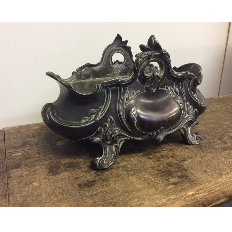 Vintage Ornate Decorative Planter VIN447L