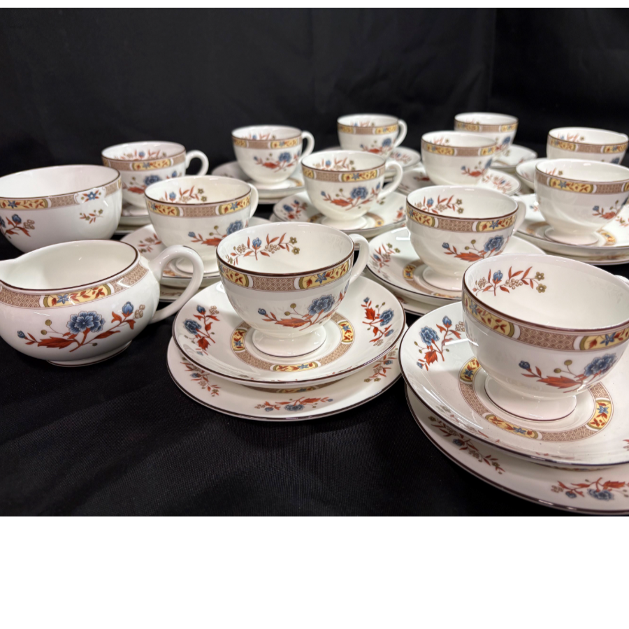 Wedgwood Jamestown 12 Teacup Trios, Sugar Bowl and Creamer – VIN1247L Wedgwood Jamestown 12 Teacup Trios, Sugar Bowl and Creamer – VIN1247L