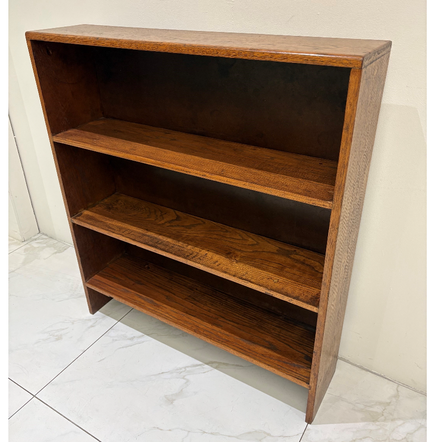 Vintage Solid Oak Bookcase - VIN1250L Vintage Solid Oak Bookcase - VIN1250L