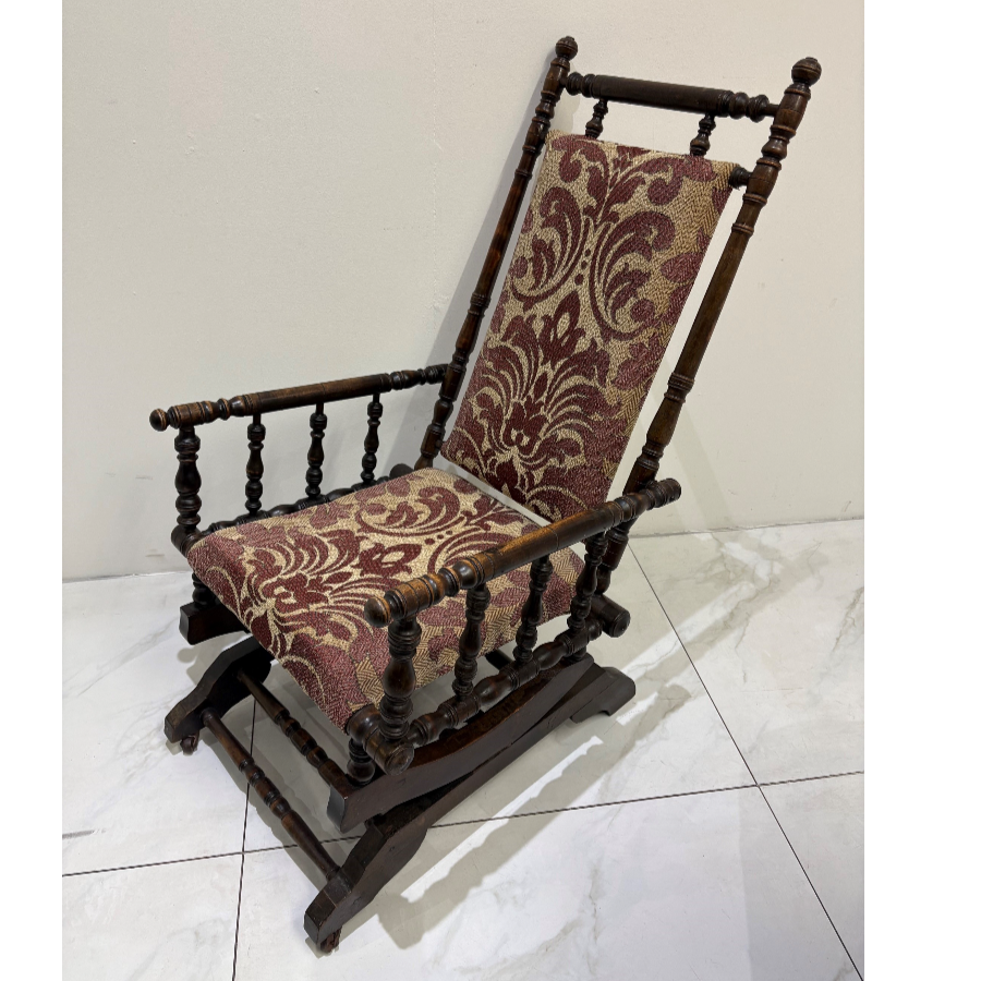 Antique American Style Rocking Chair - VIN1265D Antique American Style Rocking Chair - VIN1265D