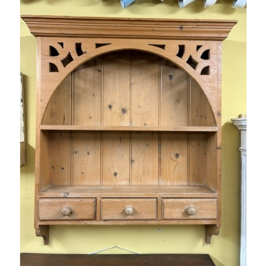 Farmhouse Pine Kitchen Wall Unit With Three Drawers - VIN1267W Farmhouse Pine Kitchen Wall Unit With Three Drawers - VIN1267W
