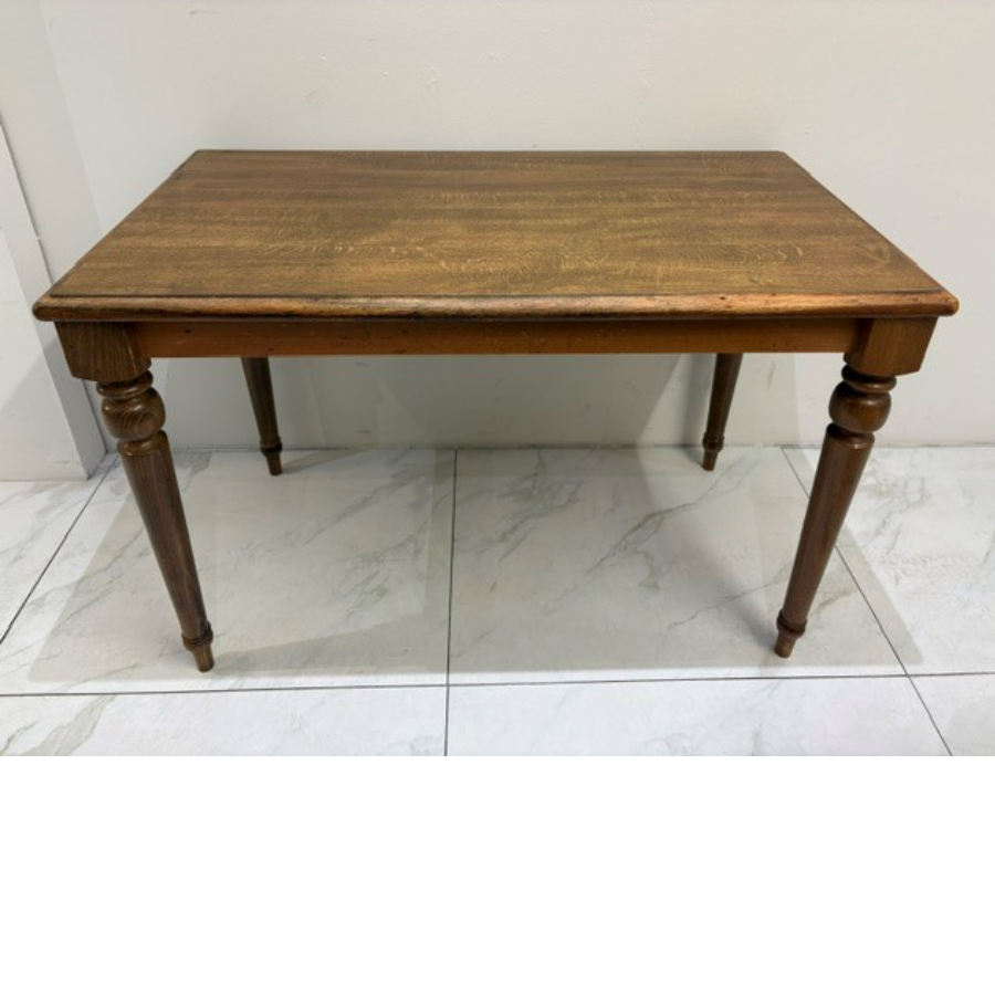 Vintage Oak Original Farmhouse Kitchen Table - VIN1254M Vintage Oak Original Farmhouse Kitchen Table - VIN1254M