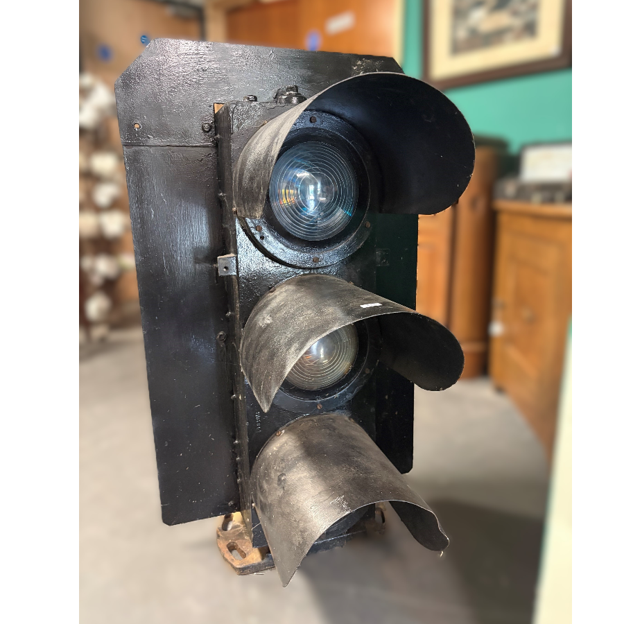 3 Aspect Railway Signal By Westinghouse (Originally on the approach track to Birmingham New Street railway station) - VIN1272P