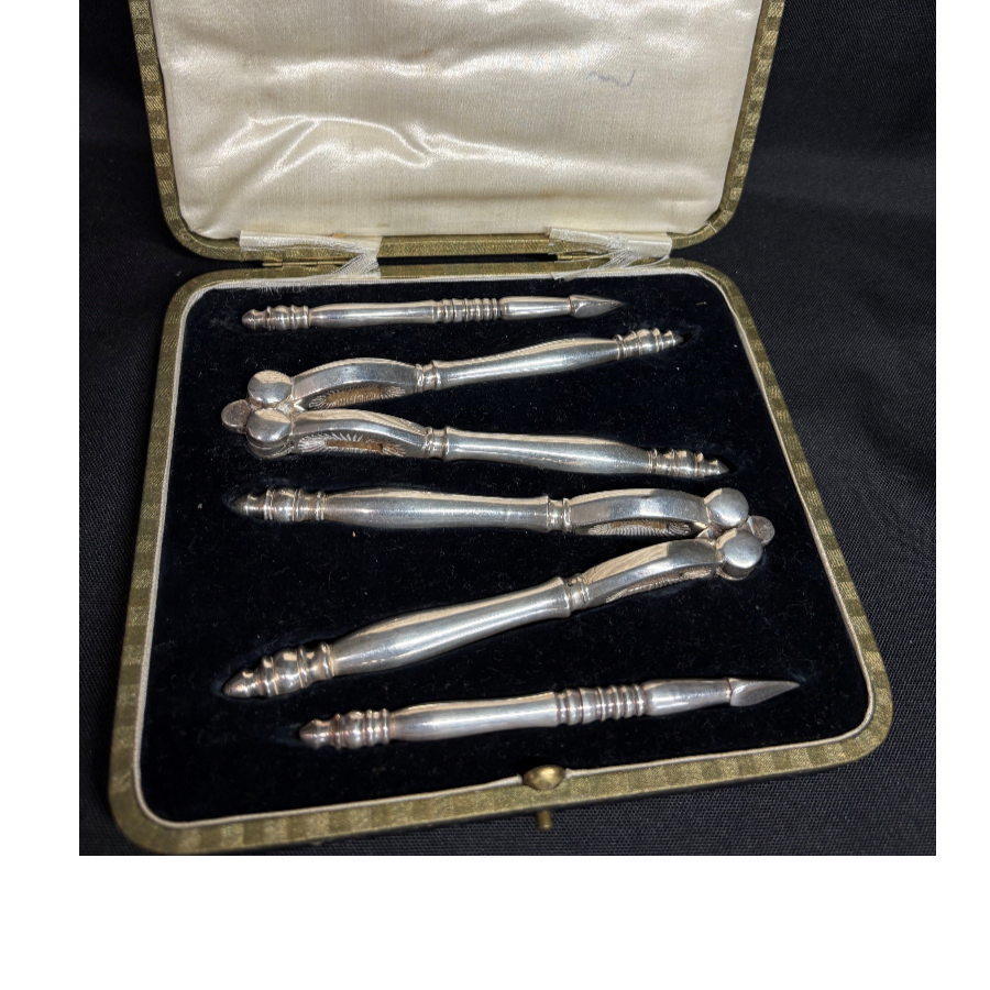 Antique Lobster Crackers With Long Stemmed Seafood Picks In It’s Original Presentation Box - VIN1289W Antique Lobster Crackers With Long Stemmed Seafood Picks In It’s Original Presentation Box - VIN1289W