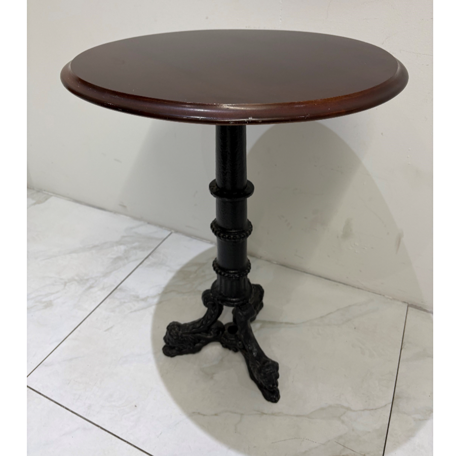 Original 19th century heavy cast iron pub table - VIN1290R Original 19th century heavy cast iron pub table - VIN1290R