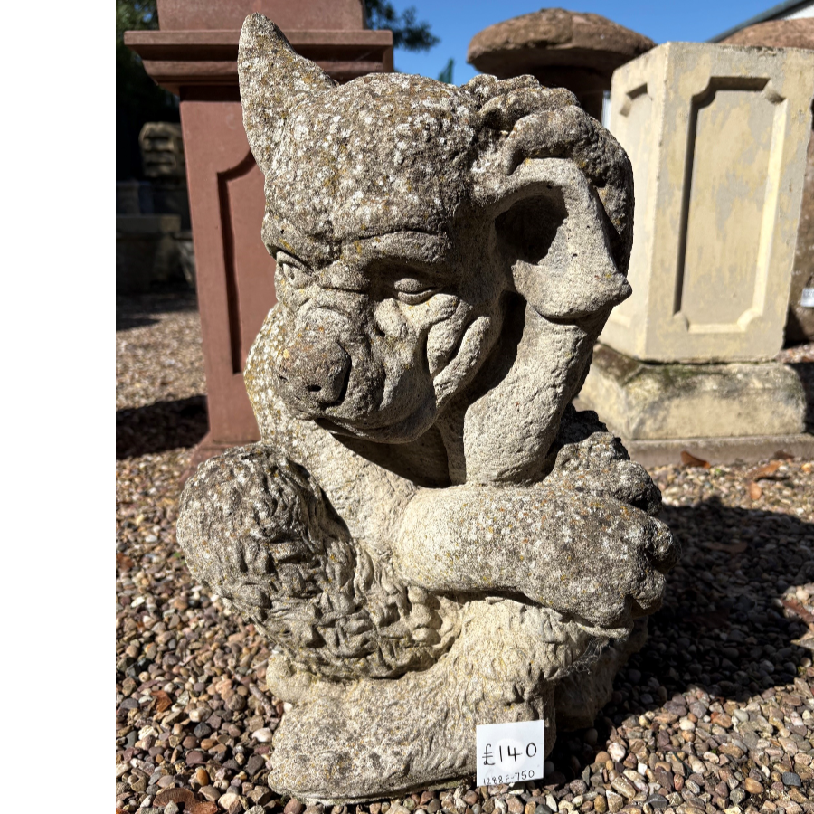 Weathered Stone Gargoyle Garden Statue - VIN1288F Weathered Stone Gargoyle Garden Statue - VIN1288F