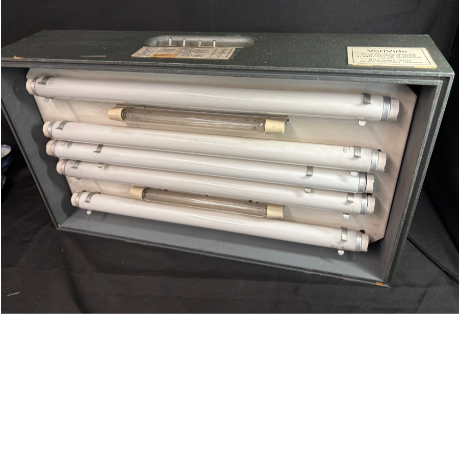 Vintage Fully Working VeriVide Industrial Colour Assessment Cabinet / Light Box – VIN1294S